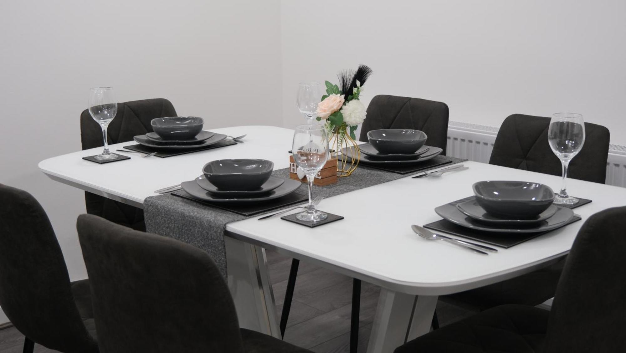 Modernized Three Bedroom House Near City Stadium, Attractions, City Centre - Sky N Netflix - Convenient Transport Manchester Eksteriør bilde