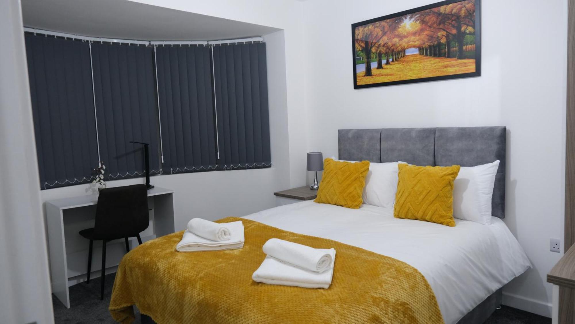 Modernized Three Bedroom House Near City Stadium, Attractions, City Centre - Sky N Netflix - Convenient Transport Manchester Eksteriør bilde