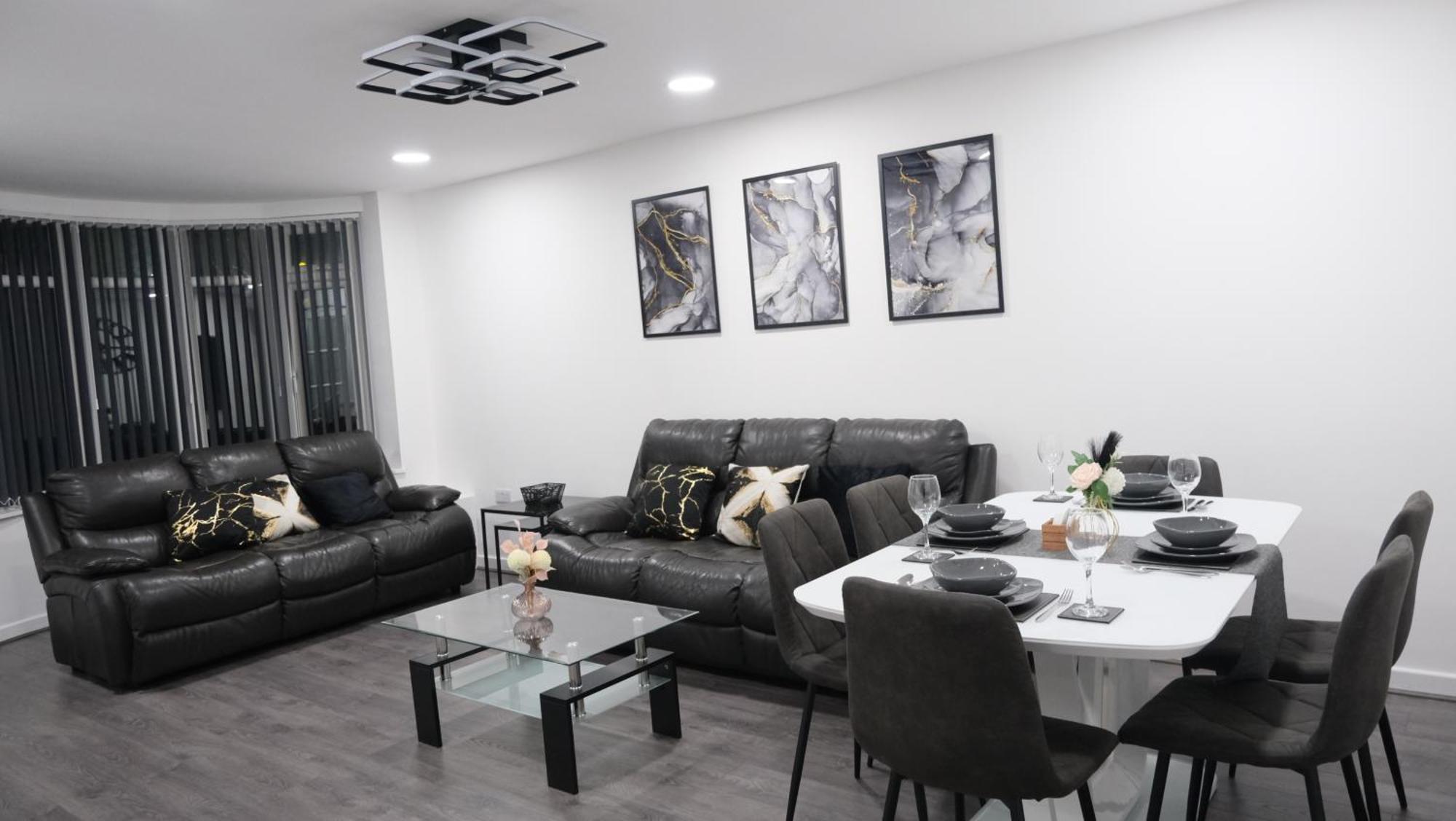Modernized Three Bedroom House Near City Stadium, Attractions, City Centre - Sky N Netflix - Convenient Transport Manchester Eksteriør bilde