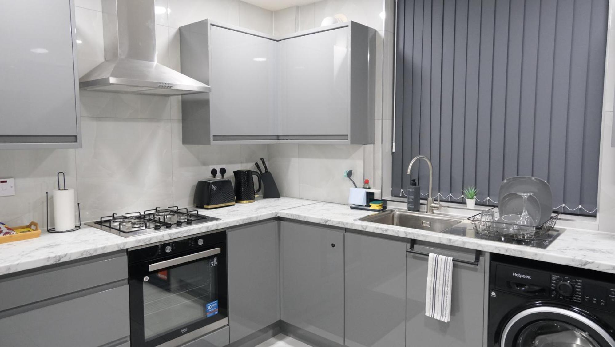 Modernized Three Bedroom House Near City Stadium, Attractions, City Centre - Sky N Netflix - Convenient Transport Manchester Eksteriør bilde